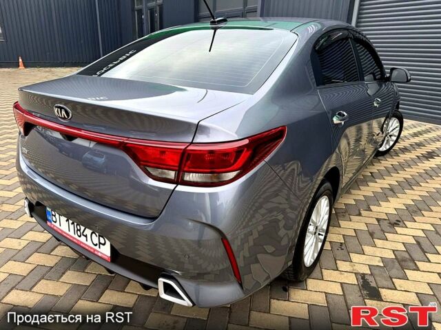 Серый Киа Рио, объемом двигателя 1.6 л и пробегом 70 тыс. км за 15300 $, фото 2 на Automoto.ua