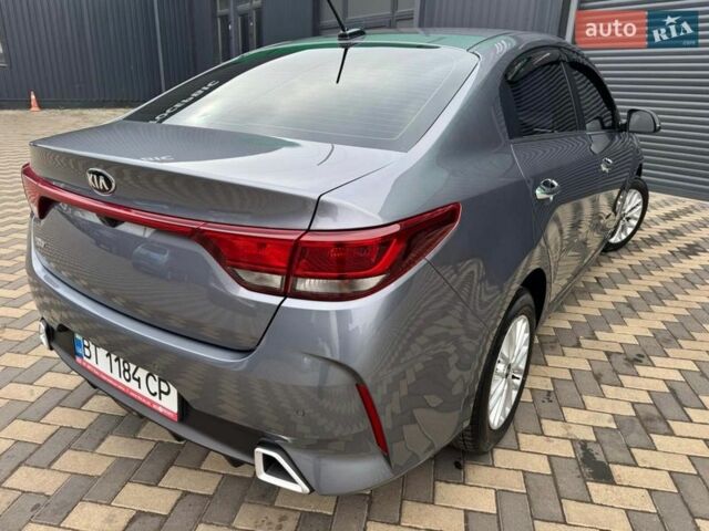 Серый Киа Рио, объемом двигателя 1.59 л и пробегом 70 тыс. км за 15300 $, фото 3 на Automoto.ua