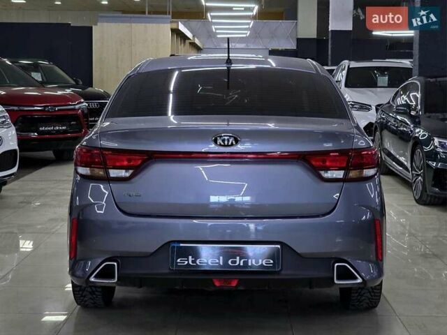 Сірий Кіа Ріо, об'ємом двигуна 1.37 л та пробігом 60 тис. км за 13999 $, фото 5 на Automoto.ua