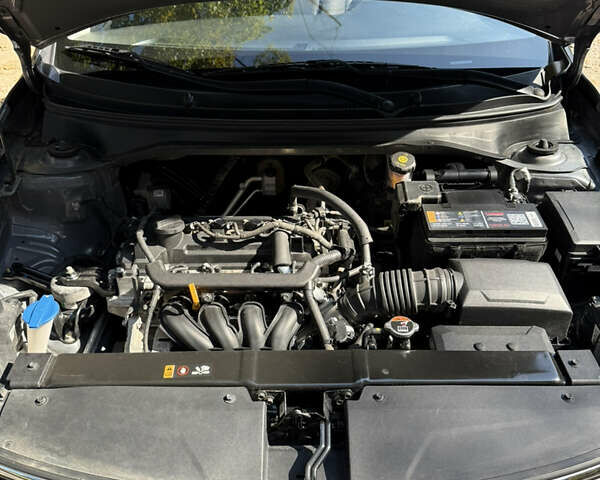 Серый Киа Рио, объемом двигателя 1.37 л и пробегом 78 тыс. км за 13600 $, фото 8 на Automoto.ua
