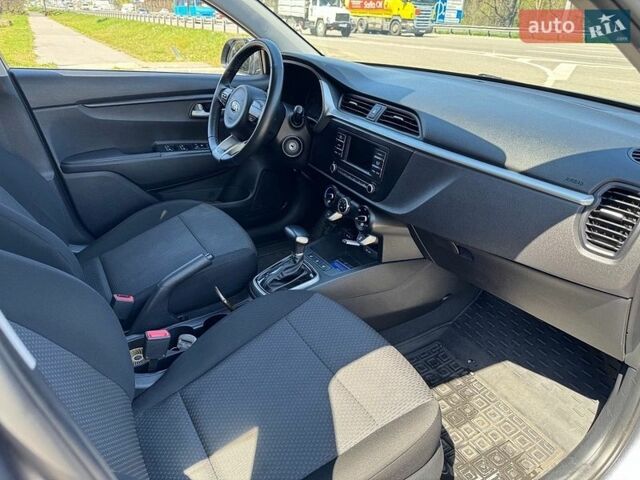Серый Киа Рио, объемом двигателя 1.37 л и пробегом 81 тыс. км за 13500 $, фото 34 на Automoto.ua