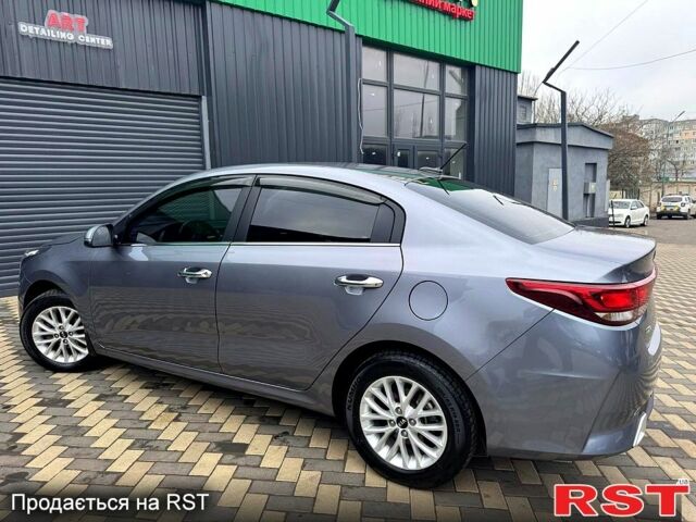 Серый Киа Рио, объемом двигателя 1.6 л и пробегом 70 тыс. км за 15300 $, фото 4 на Automoto.ua