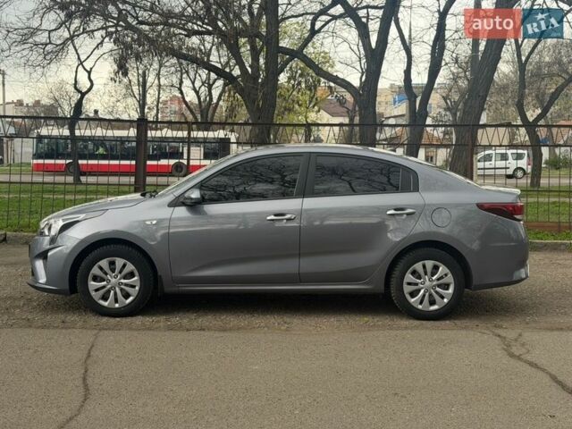 Серый Киа Рио, объемом двигателя 1.37 л и пробегом 60 тыс. км за 13800 $, фото 9 на Automoto.ua