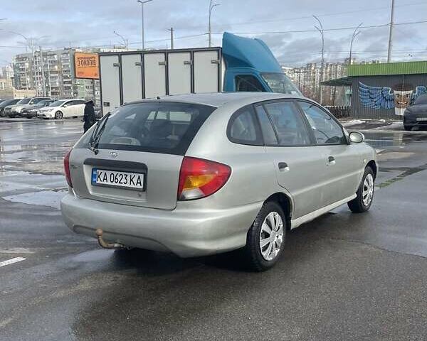 Серый Киа Рио, объемом двигателя 1.49 л и пробегом 251 тыс. км за 1800 $, фото 2 на Automoto.ua