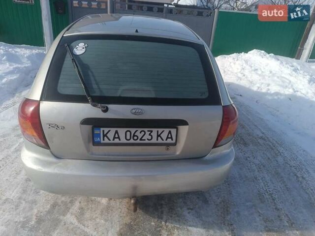 Серый Киа Рио, объемом двигателя 1.5 л и пробегом 253 тыс. км за 2100 $, фото 1 на Automoto.ua