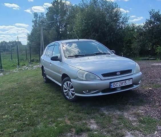 Сірий Кіа Ріо, об'ємом двигуна 1.3 л та пробігом 270 тис. км за 2203 $, фото 2 на Automoto.ua