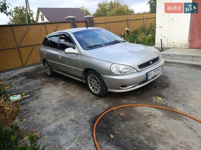 Кіа Ріо 2002 у Мироновке на Automoto.ua Сірий Кіа Ріо, об'ємом двигуна 1.49 л та пробігом 235 тис. км за 2500 $, фото 7 на Automoto.ua
