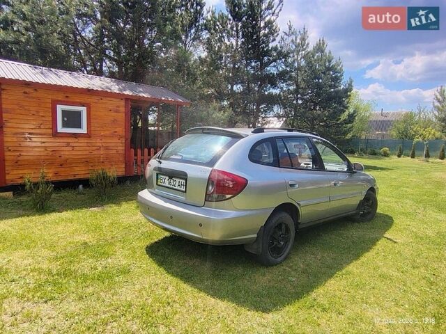 Серый Киа Рио, объемом двигателя 1.5 л и пробегом 245 тыс. км за 2400 $, фото 2 на Automoto.ua