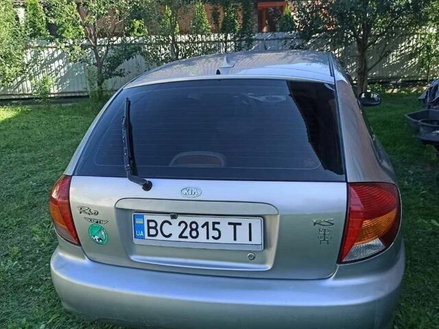 Сірий Кіа Ріо, об'ємом двигуна 1.34 л та пробігом 270 тис. км за 2350 $, фото 11 на Automoto.ua