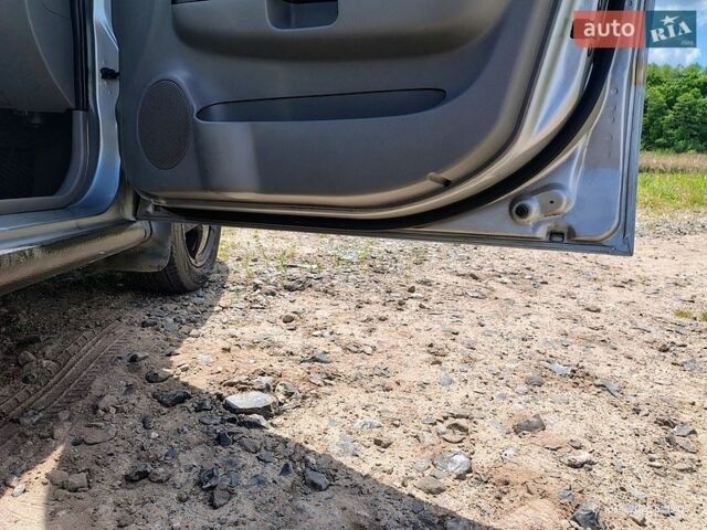 Серый Киа Рио, объемом двигателя 1.5 л и пробегом 245 тыс. км за 2400 $, фото 8 на Automoto.ua