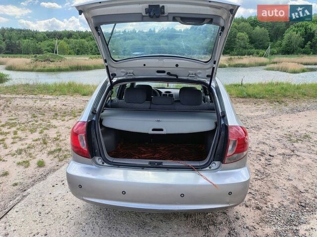 Серый Киа Рио, объемом двигателя 1.5 л и пробегом 245 тыс. км за 2400 $, фото 14 на Automoto.ua