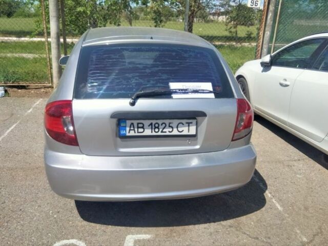 Сірий Кіа Ріо, об'ємом двигуна 1.3 л та пробігом 280 тис. км за 2100 $, фото 5 на Automoto.ua