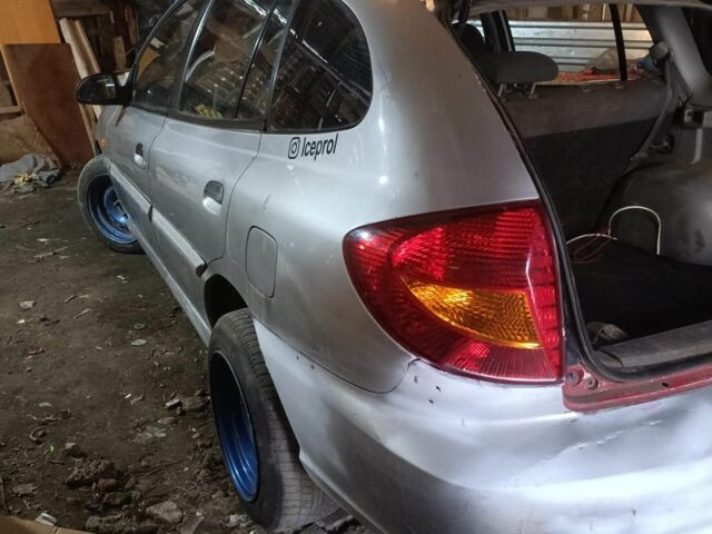 Серый Киа Рио, объемом двигателя 0 л и пробегом 230 тыс. км за 1100 $, фото 3 на Automoto.ua