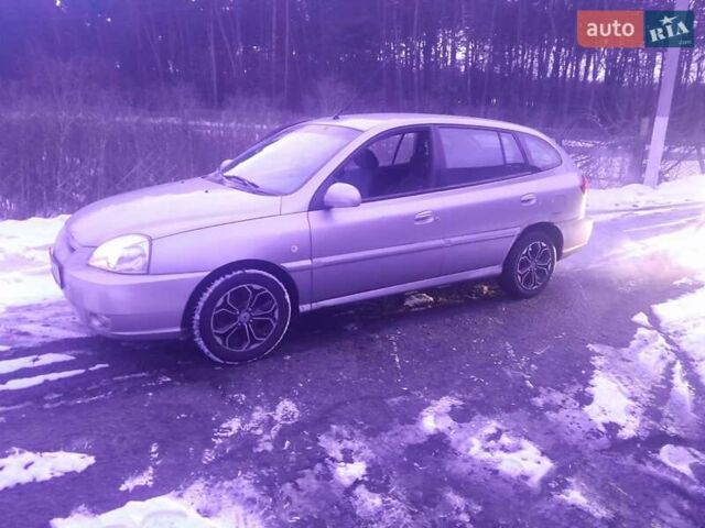 Сірий Кіа Ріо, об'ємом двигуна 1.49 л та пробігом 180 тис. км за 1850 $, фото 3 на Automoto.ua