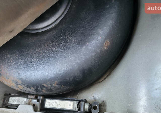 Сірий Кіа Ріо, об'ємом двигуна 1.49 л та пробігом 236 тис. км за 3300 $, фото 22 на Automoto.ua