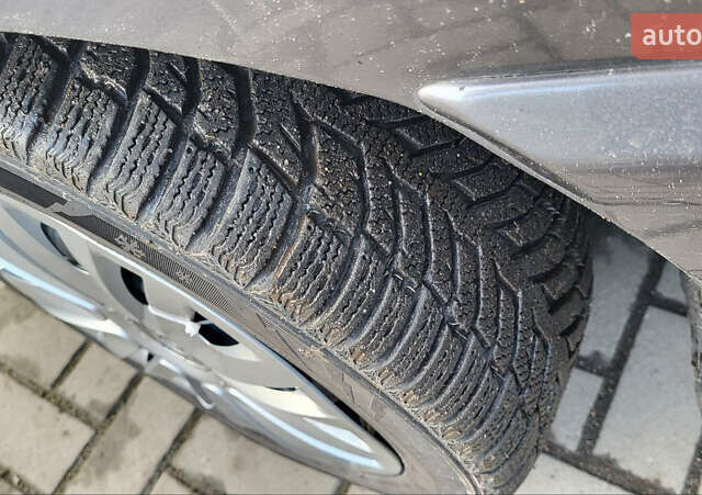 Сірий Кіа Ріо, об'ємом двигуна 1.49 л та пробігом 236 тис. км за 3300 $, фото 3 на Automoto.ua