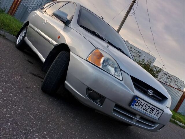 Сірий Кіа Ріо, об'ємом двигуна 1.3 л та пробігом 218 тис. км за 3500 $, фото 3 на Automoto.ua