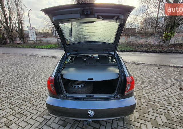 Сірий Кіа Ріо, об'ємом двигуна 1.49 л та пробігом 236 тис. км за 3300 $, фото 20 на Automoto.ua