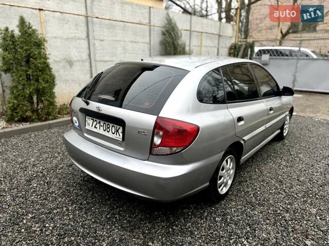 Серый Киа Рио, объемом двигателя 1.4 л и пробегом 188 тыс. км за 2900 $, фото 2 на Automoto.ua