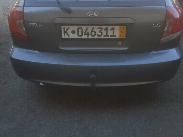 Серый Киа Рио, объемом двигателя 1.5 л и пробегом 182 тыс. км за 4500 $, фото 1 на Automoto.ua