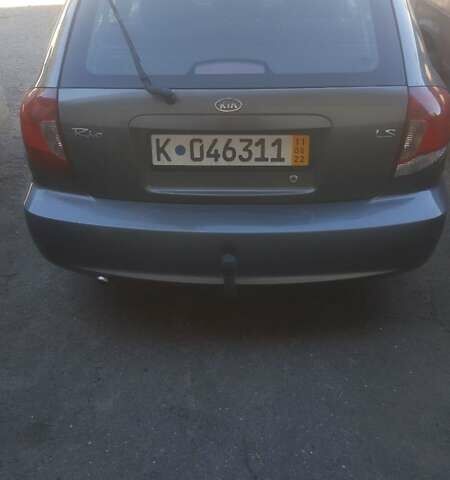 Серый Киа Рио, объемом двигателя 1.5 л и пробегом 182 тыс. км за 4500 $, фото 1 на Automoto.ua