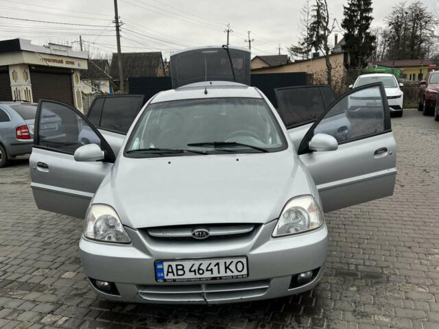 Сірий Кіа Ріо, об'ємом двигуна 1.49 л та пробігом 300 тис. км за 2500 $, фото 5 на Automoto.ua