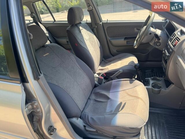Серый Киа Рио, объемом двигателя 1.34 л и пробегом 209 тыс. км за 3300 $, фото 15 на Automoto.ua