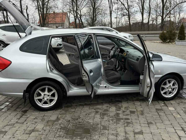 Сірий Кіа Ріо, об'ємом двигуна 1.49 л та пробігом 300 тис. км за 2500 $, фото 7 на Automoto.ua