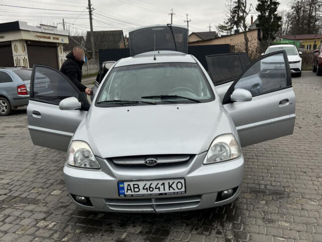 Сірий Кіа Ріо, об'ємом двигуна 1.49 л та пробігом 300 тис. км за 2500 $, фото 2 на Automoto.ua