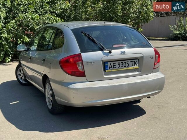 Серый Киа Рио, объемом двигателя 1.34 л и пробегом 209 тыс. км за 3300 $, фото 5 на Automoto.ua