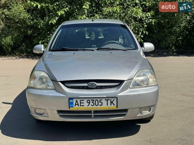 Серый Киа Рио, объемом двигателя 1.34 л и пробегом 209 тыс. км за 3300 $, фото 1 на Automoto.ua