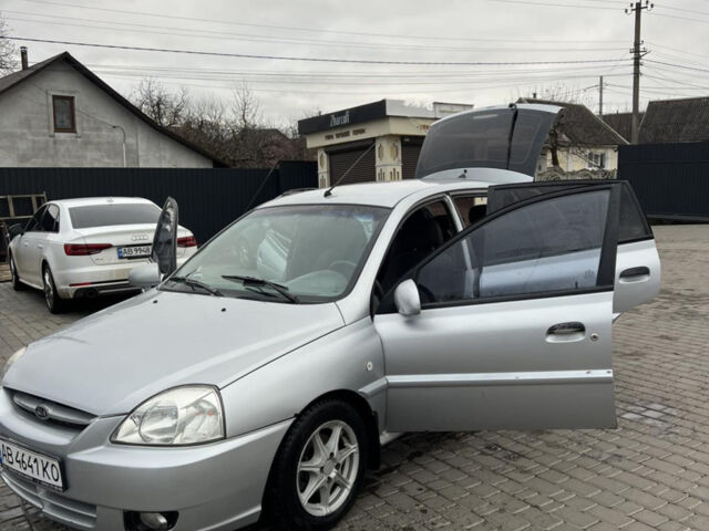 Сірий Кіа Ріо, об'ємом двигуна 1.49 л та пробігом 300 тис. км за 2500 $, фото 3 на Automoto.ua