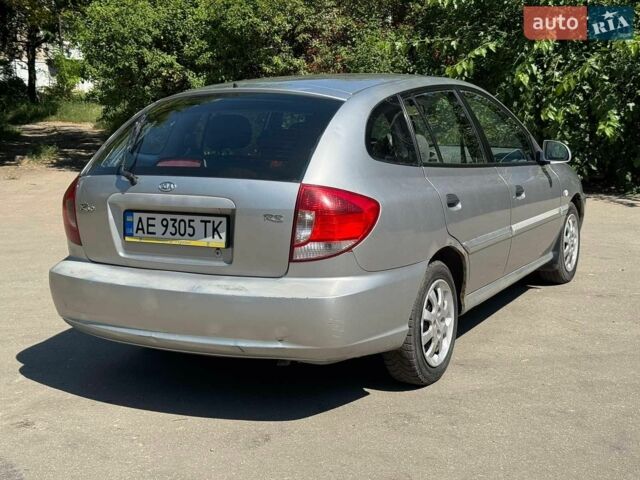 Серый Киа Рио, объемом двигателя 1.34 л и пробегом 209 тыс. км за 3300 $, фото 8 на Automoto.ua
