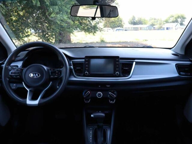 Серый Киа Рио, объемом двигателя 1.6 л и пробегом 47 тыс. км за 6000 $, фото 13 на Automoto.ua
