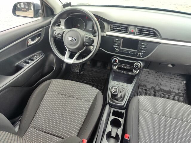 Серый Киа Рио, объемом двигателя 1.6 л и пробегом 23 тыс. км за 12950 $, фото 1 на Automoto.ua