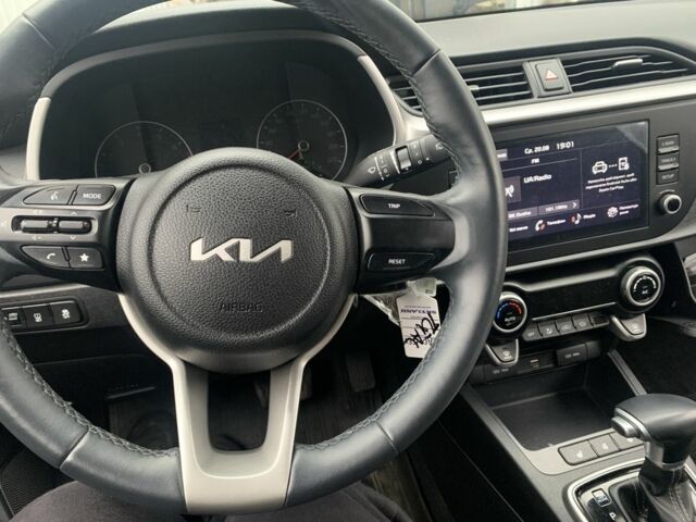 Серый Киа Рио, объемом двигателя 1.6 л и пробегом 33 тыс. км за 9560 $, фото 4 на Automoto.ua