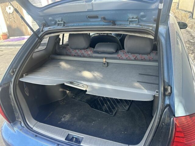 Синій Кіа Ріо, об'ємом двигуна 1.3 л та пробігом 230 тис. км за 1650 $, фото 9 на Automoto.ua