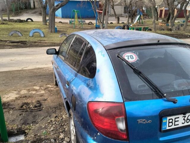 Синий Киа Рио, объемом двигателя 1.5 л и пробегом 243 тыс. км за 2700 $, фото 3 на Automoto.ua