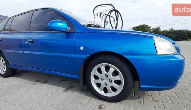 Синий Киа Рио, объемом двигателя 1.3 л и пробегом 208 тыс. км за 4800 $, фото 33 на Automoto.ua