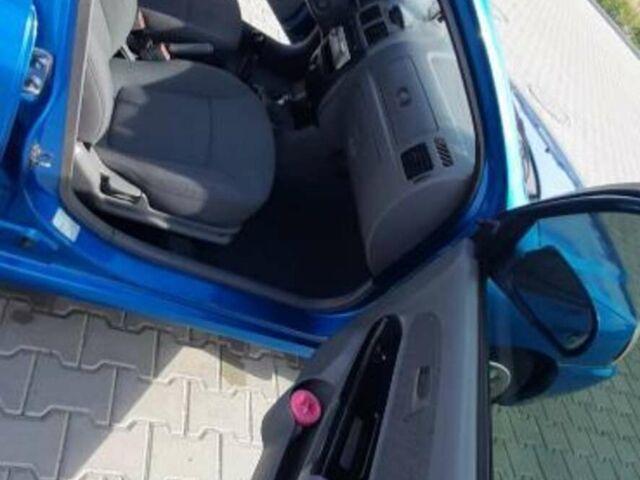 Синій Кіа Ріо, об'ємом двигуна 1.3 л та пробігом 208 тис. км за 4800 $, фото 5 на Automoto.ua