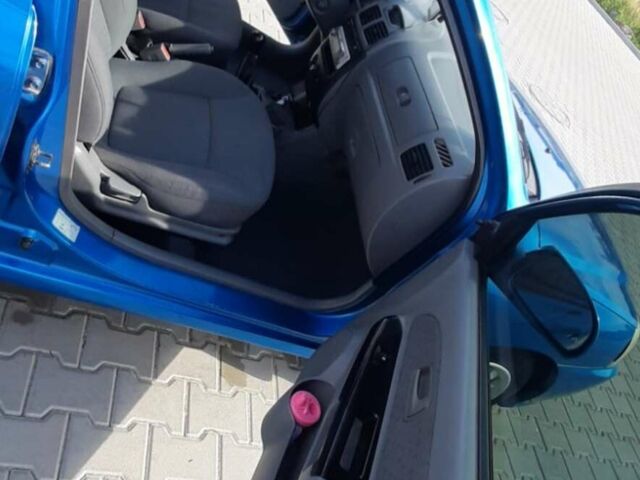 Синій Кіа Ріо, об'ємом двигуна 1.3 л та пробігом 208 тис. км за 4800 $, фото 31 на Automoto.ua