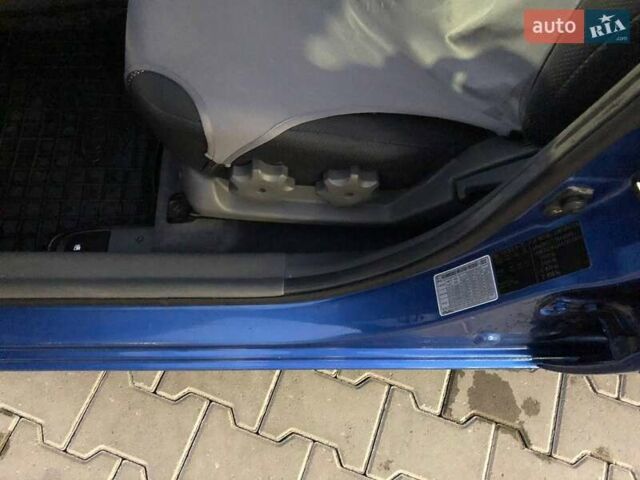 Синій Кіа Ріо, об'ємом двигуна 1.6 л та пробігом 134 тис. км за 7000 $, фото 29 на Automoto.ua