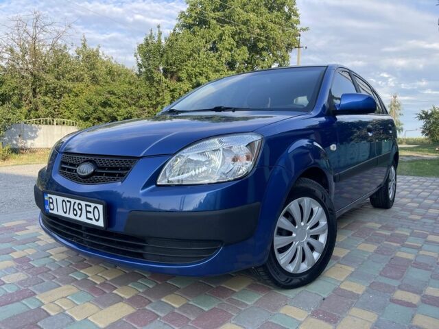 Синий Киа Рио, объемом двигателя 1.4 л и пробегом 182 тыс. км за 4350 $, фото 12 на Automoto.ua