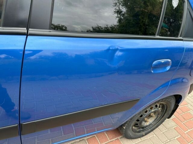 Синий Киа Рио, объемом двигателя 1.6 л и пробегом 215 тыс. км за 4800 $, фото 5 на Automoto.ua