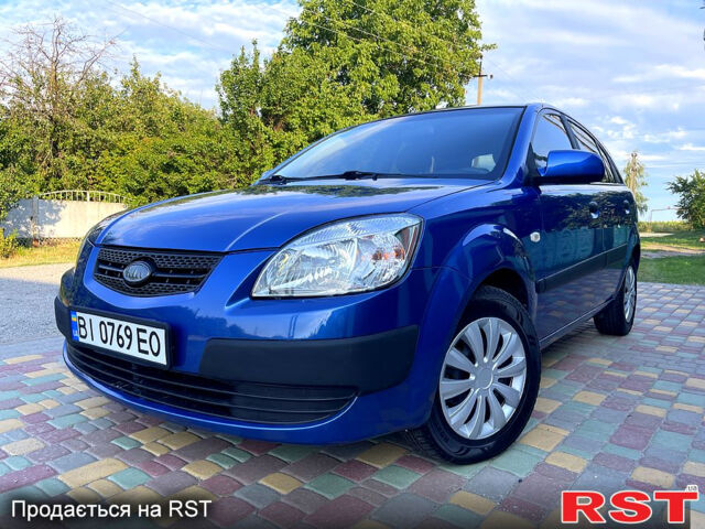Синій Кіа Ріо, об'ємом двигуна 1.4 л та пробігом 182 тис. км за 4350 $, фото 1 на Automoto.ua
