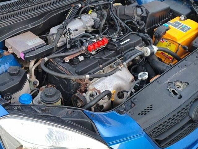 Синий Киа Рио, объемом двигателя 1.6 л и пробегом 216 тыс. км за 4300 $, фото 12 на Automoto.ua