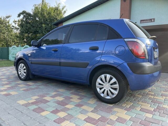Синий Киа Рио, объемом двигателя 1.4 л и пробегом 182 тыс. км за 4350 $, фото 5 на Automoto.ua