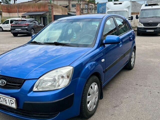 Синій Кіа Ріо, об'ємом двигуна 1.4 л та пробігом 168 тис. км за 3300 $, фото 8 на Automoto.ua