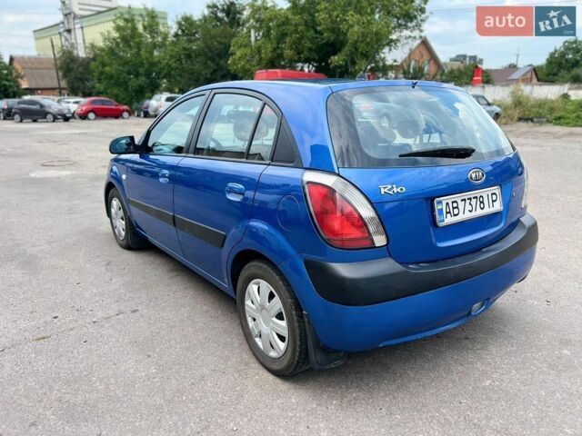 Синій Кіа Ріо, об'ємом двигуна 1.4 л та пробігом 168 тис. км за 3300 $, фото 6 на Automoto.ua