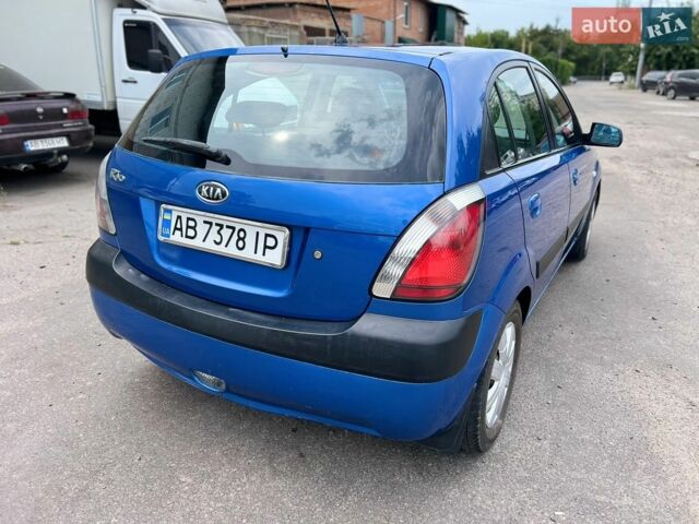Синій Кіа Ріо, об'ємом двигуна 1.4 л та пробігом 168 тис. км за 3300 $, фото 4 на Automoto.ua